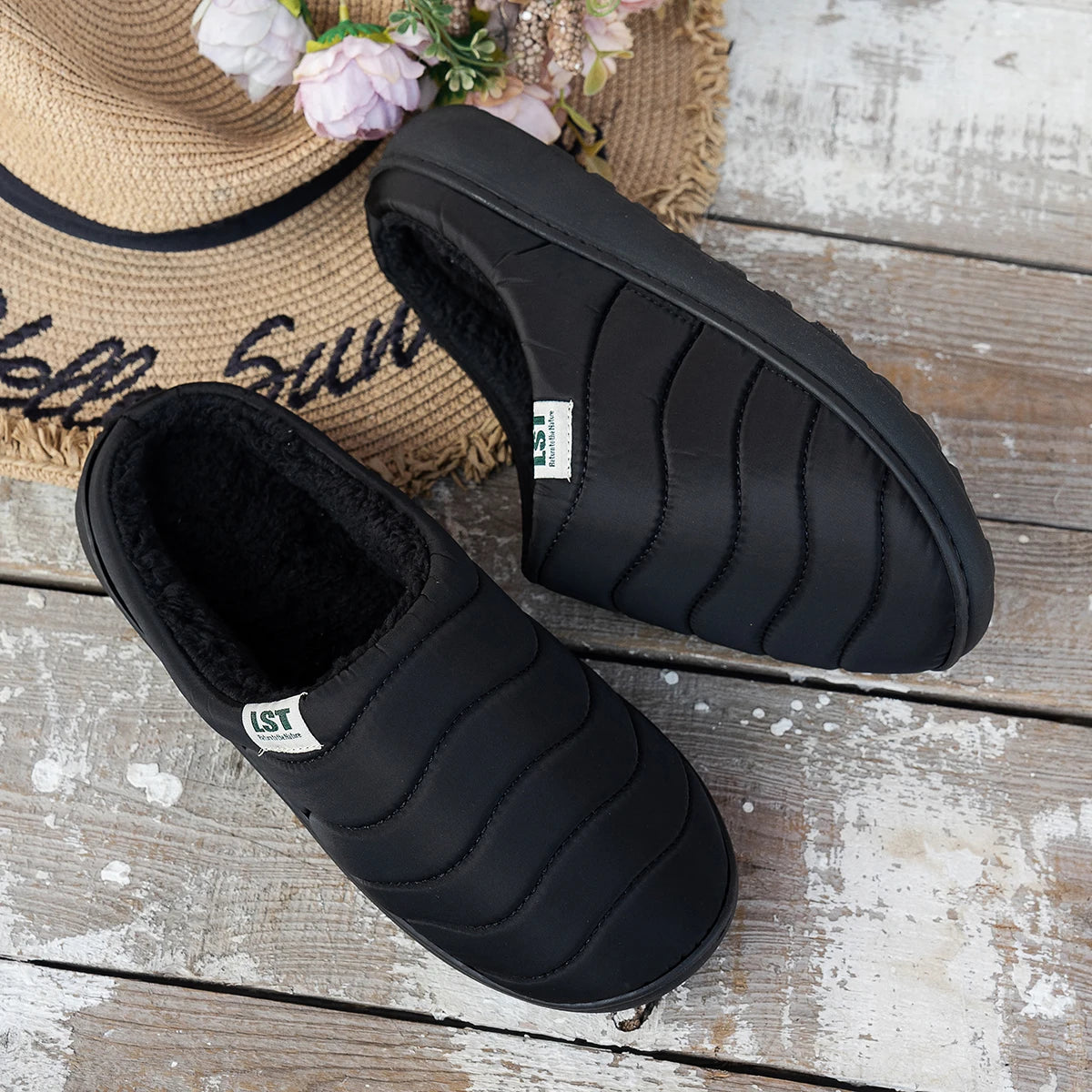 Wwomen's shoes waterproof raincoat memory cotton men's and women's cotton slippers cross-border lazy one pedal casual sneake