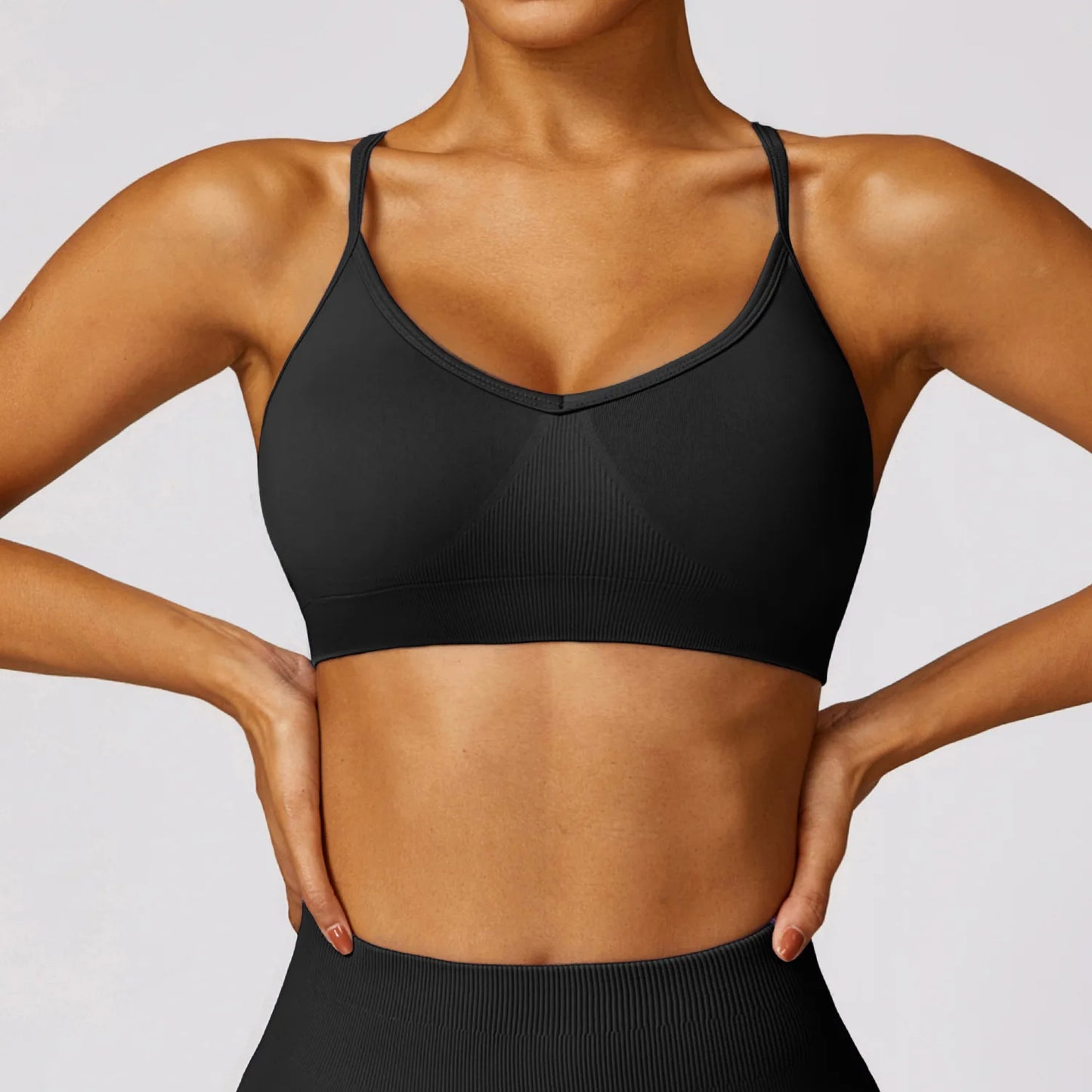 New Women's Gym Sports Bra Tops Seamless Hollow Out Criss Cross Quick Drying Yoga Underwire Open Back High Support Running Bras